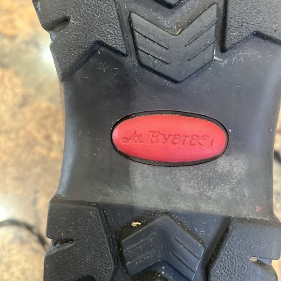 Mt. Everest Boots - Picture 8 of 10